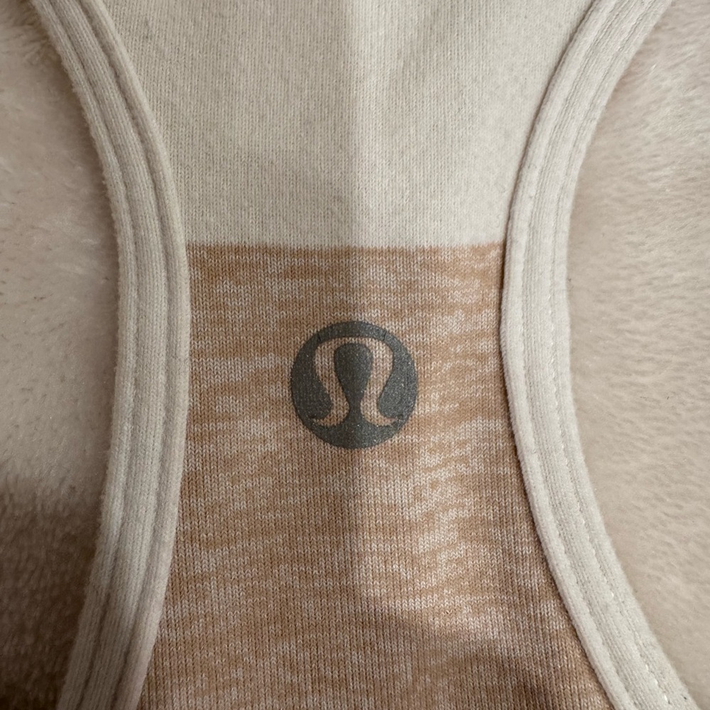 Lululemon Racerback Striped Size 4-6 - Picture 4 of 4
